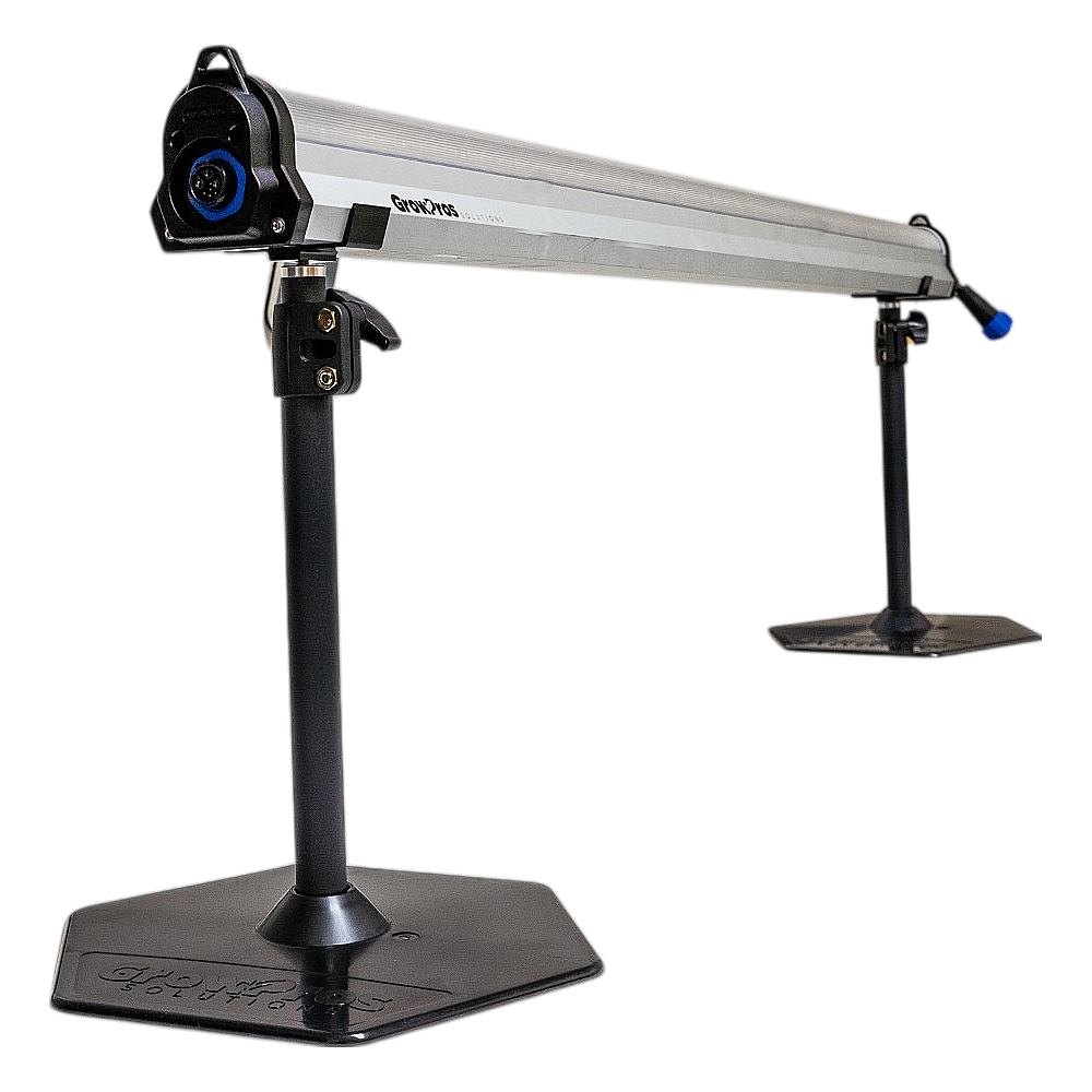 GrowPros Under Canopy Light 4ft Model 2 80% Deep Red Spectrum
